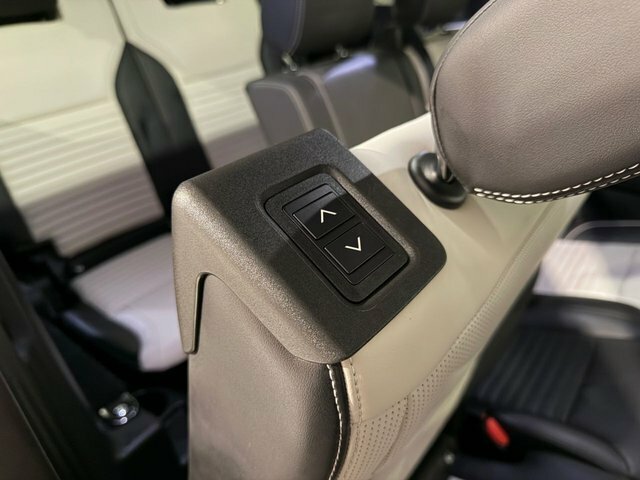 Land Rover Discovery 3.0 D300 Metropolitan Edition Grey #8