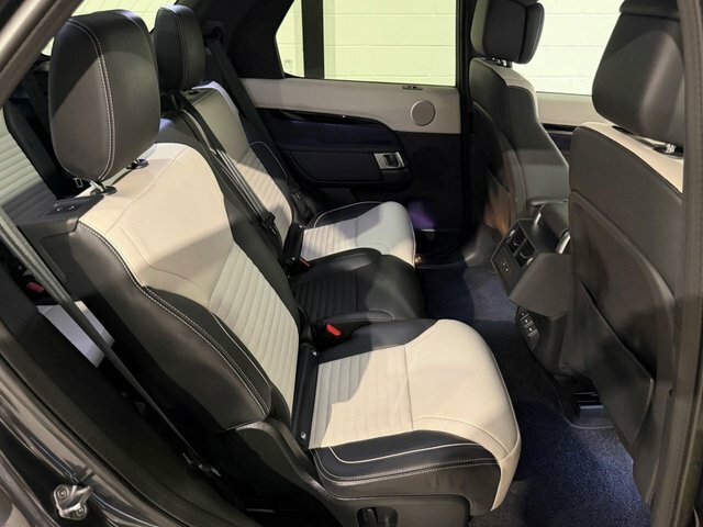 Land Rover Discovery .0 D300 Mhev R-dynamic Hse Suv 4Wd Grey #3