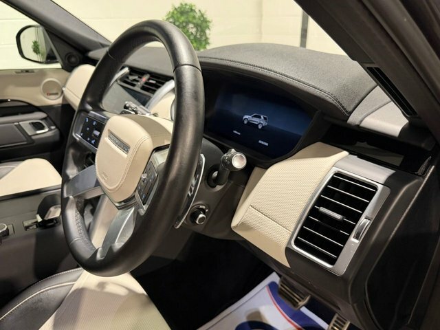 Land Rover Discovery 3.0 D300 Metropolitan Edition Grey #55