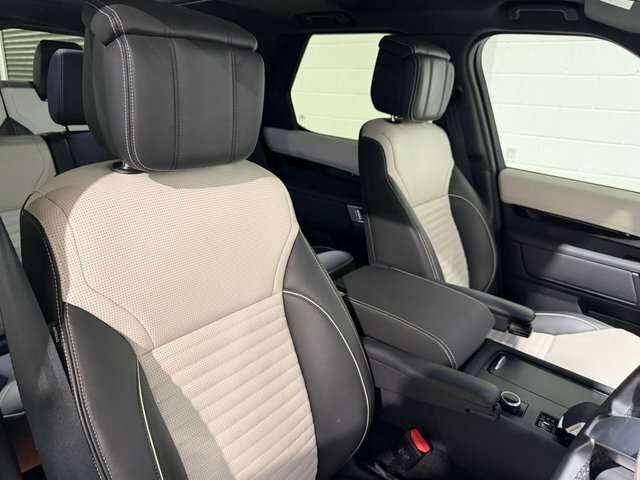 Land Rover Discovery 3.0 D300 Metropolitan Edition Grey #10