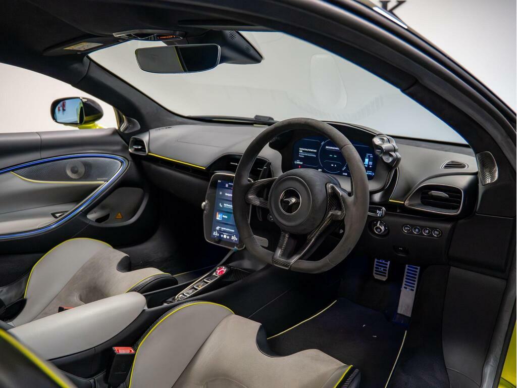 McLaren Artura Hybrid Green #5