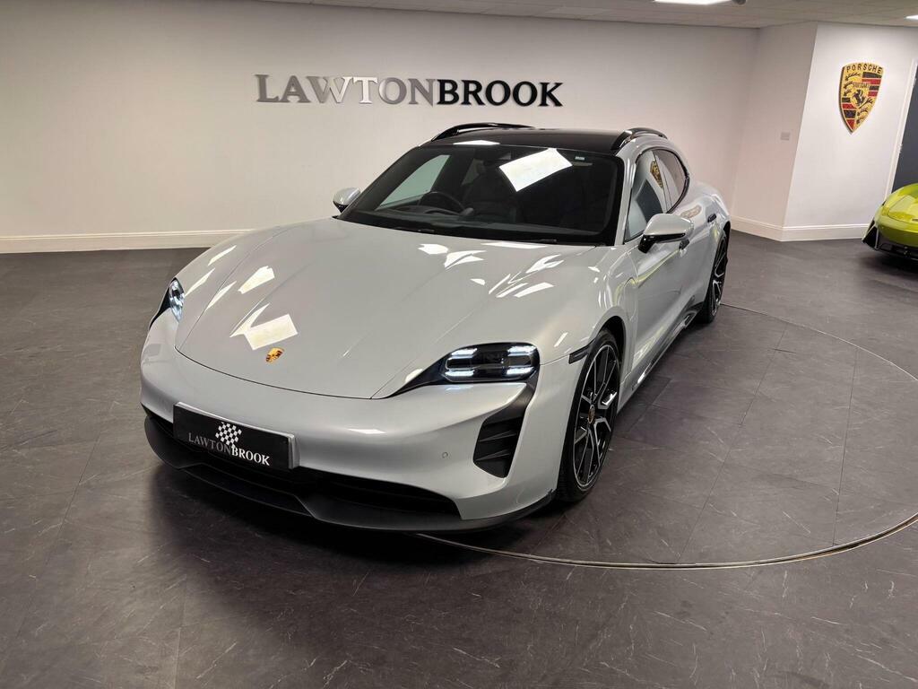 Porsche Taycan Performance Plus 93.4Kwh Sport Turismo   #6