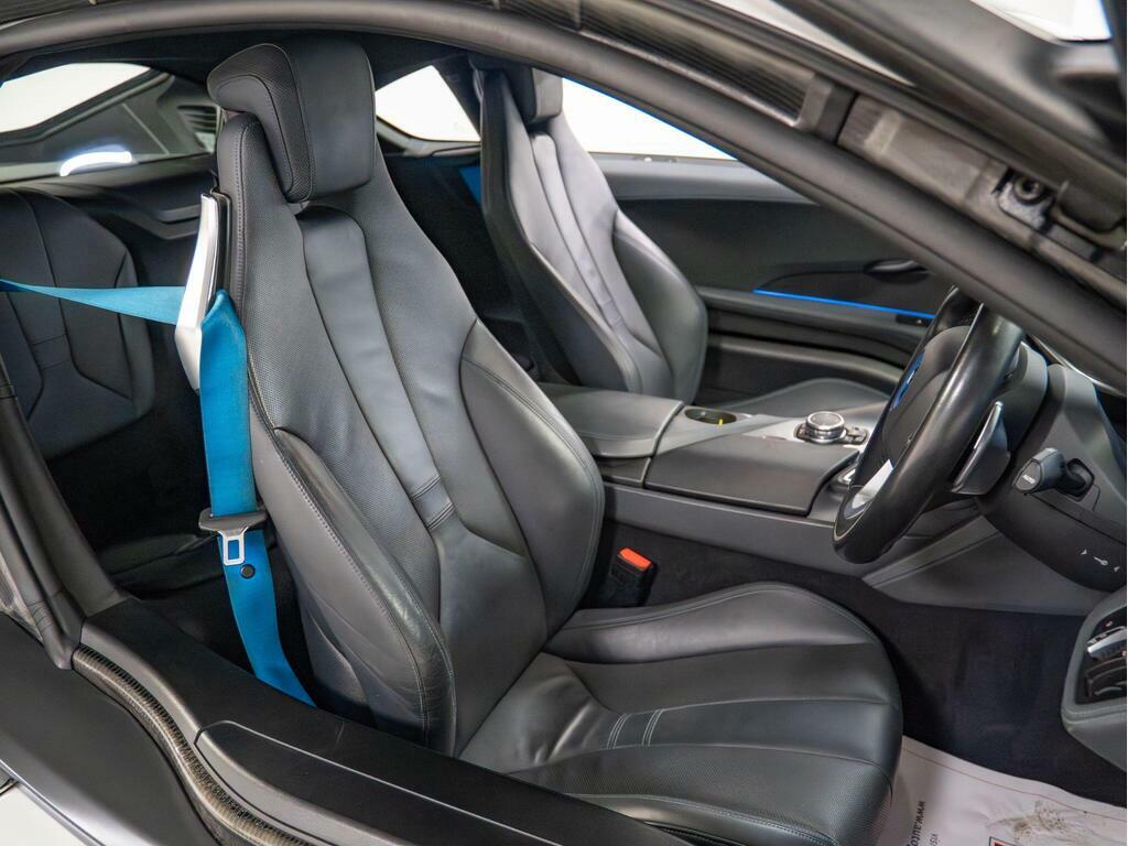 BMW i8 Coupe Blue #16