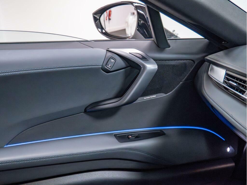 BMW i8 Coupe Blue #25