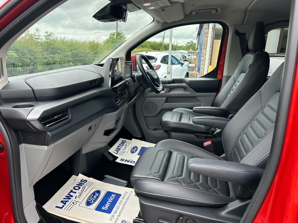 Ford Tourneo Custom Titanium Luxe Silver #16