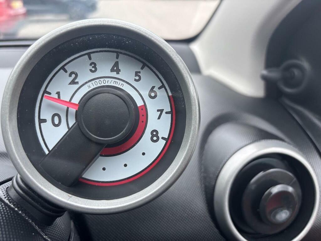 Citroen C1 Hatchback White #18