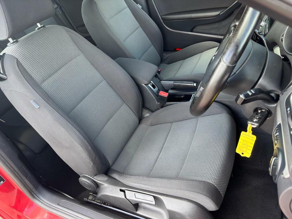 Volkswagen Golf Hatchback 2.0 White #11