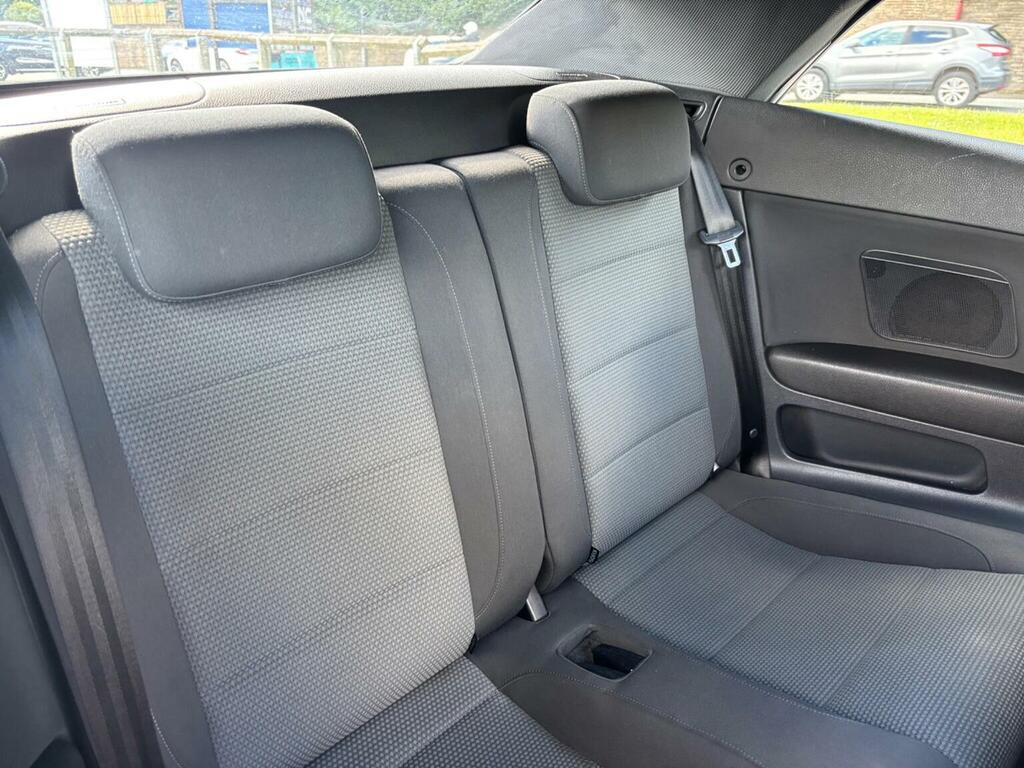 Volkswagen Golf Hatchback 2.0 White #15