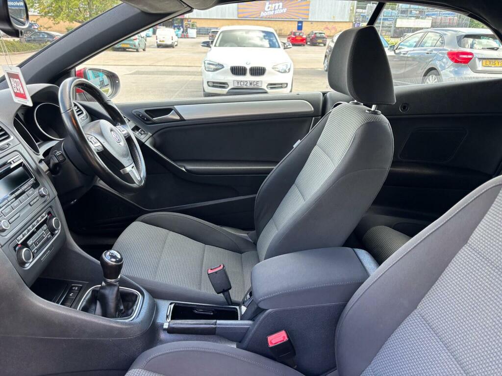Volkswagen Golf Hatchback 2.0 White #26
