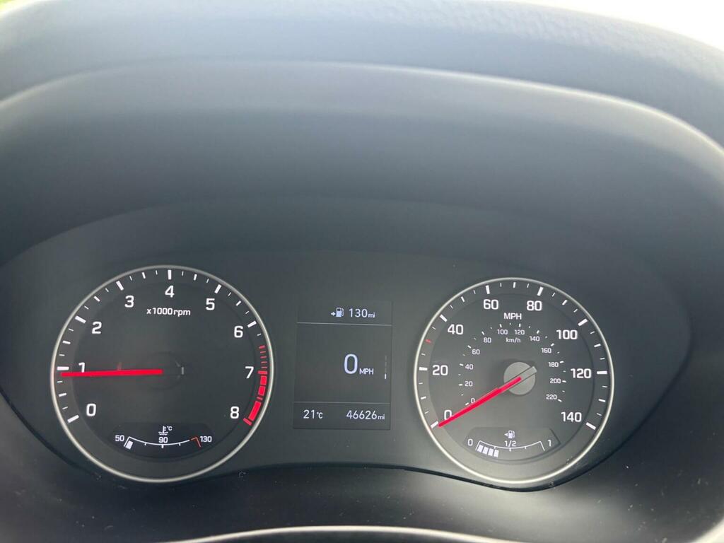 Hyundai I20 Se White #28