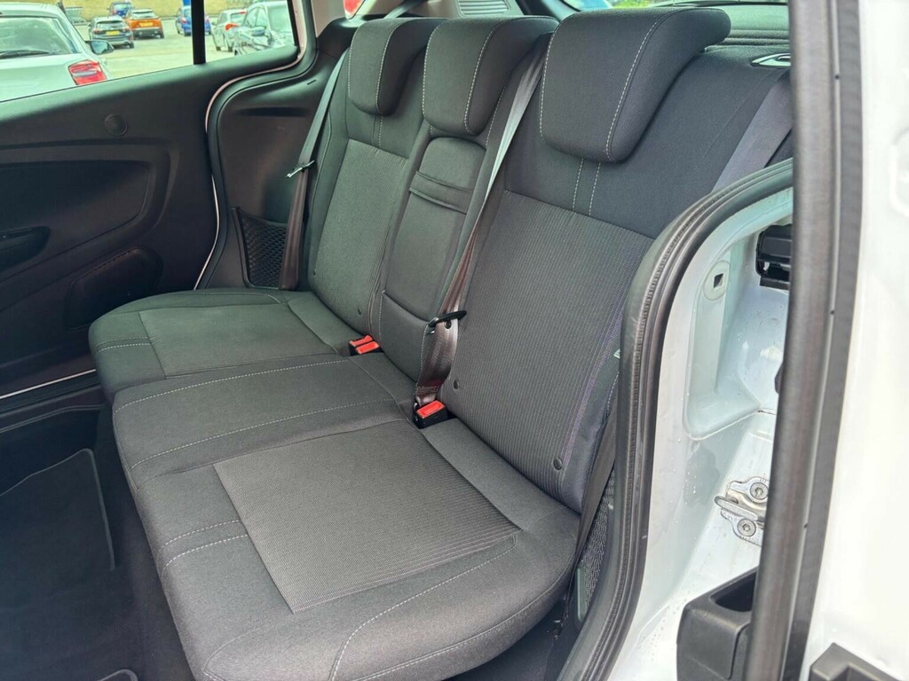 Ford B-Max 1.4 Zetec 5-Door Only 45,000 Miles Blue #18