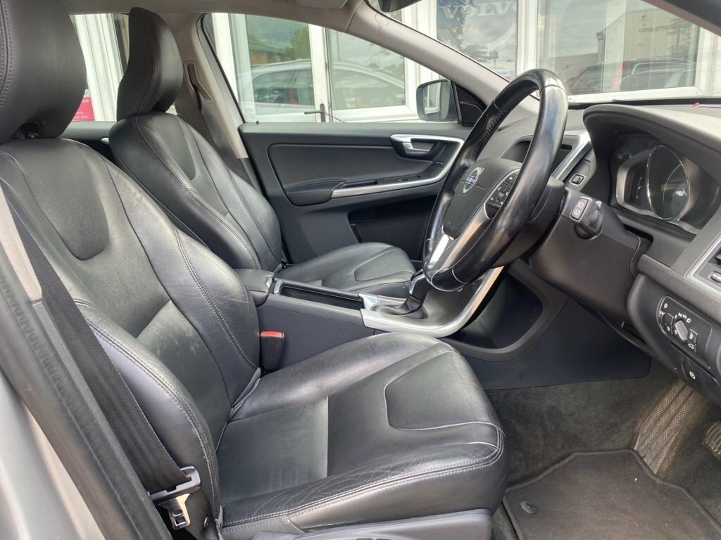 Volvo XC60 2.4L Se Lux Nav YL15VXG Silver #6