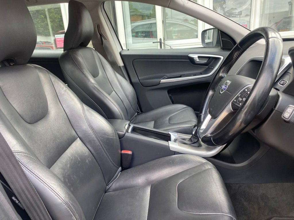 Volvo XC60 2.4L Se Lux Nav YL15VXG Silver #5