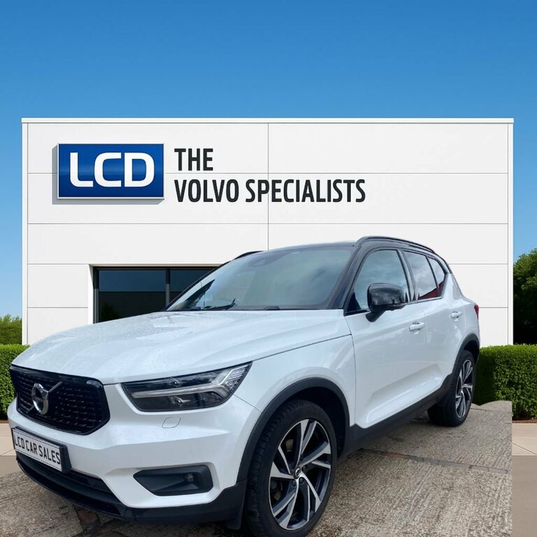 Volvo XC40 2L R-design Pro NK68JYL White #2