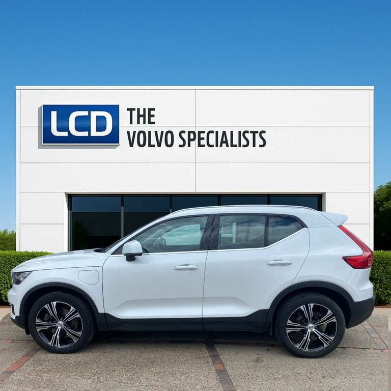 Volvo XC40 1.5L Inscription BL71UGO White #4