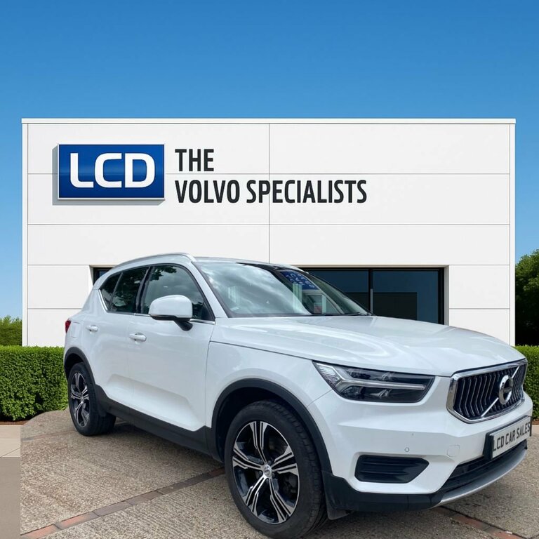 Volvo XC40 1.5L Inscription White