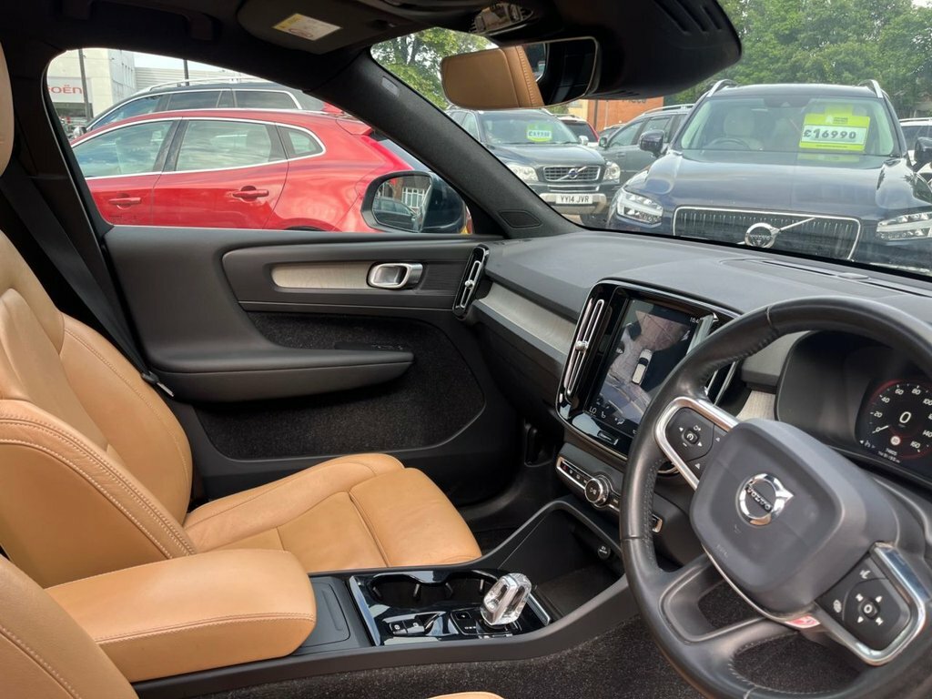 Volvo XC40 2L Inscription Pro AR19AXN Blue #6