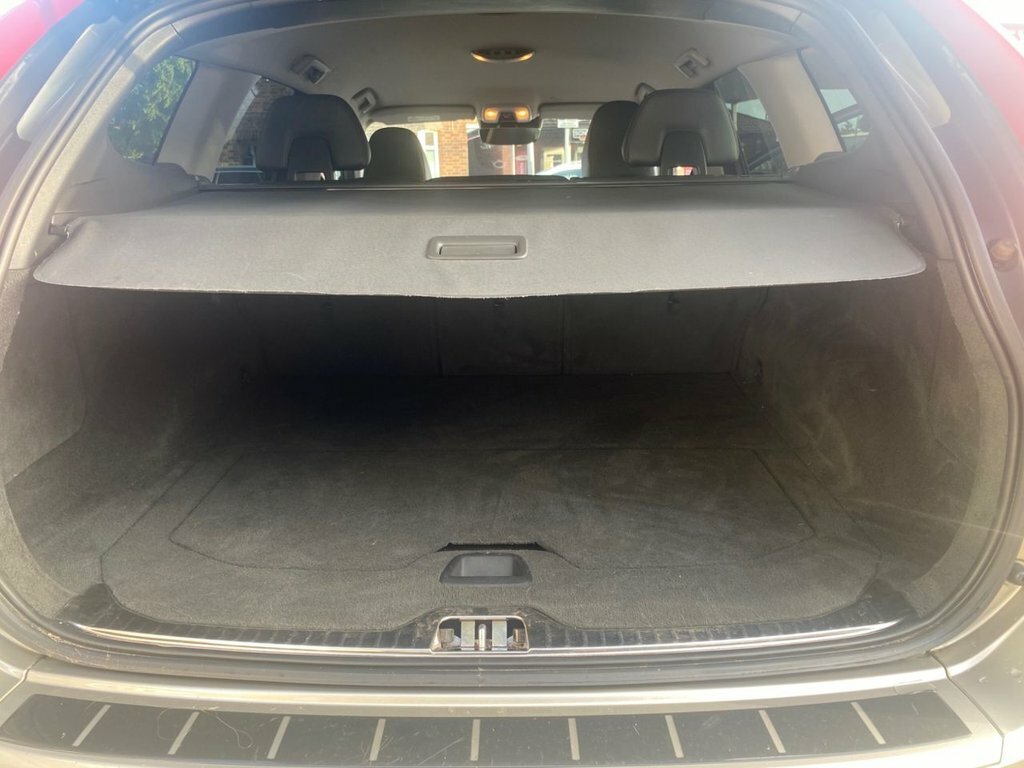 Volvo XC60 Suv Red #43