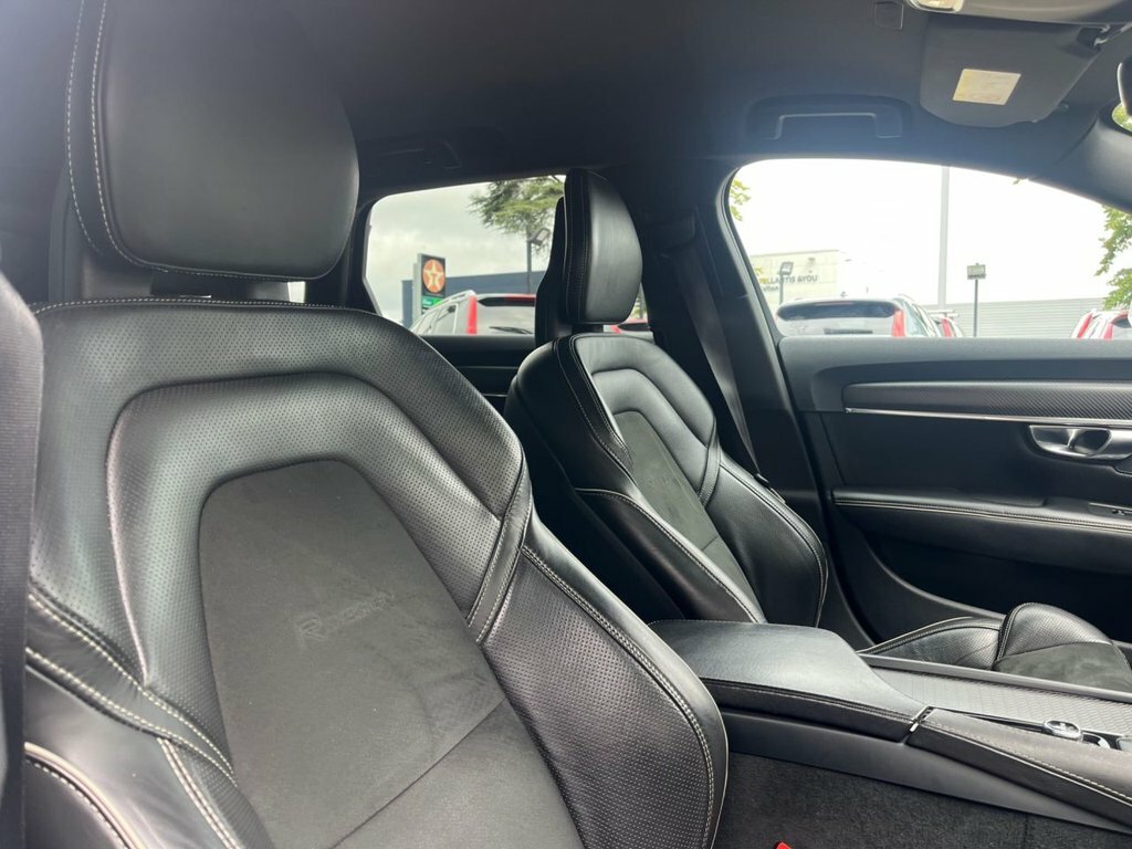 Volvo V90 2L R-design White