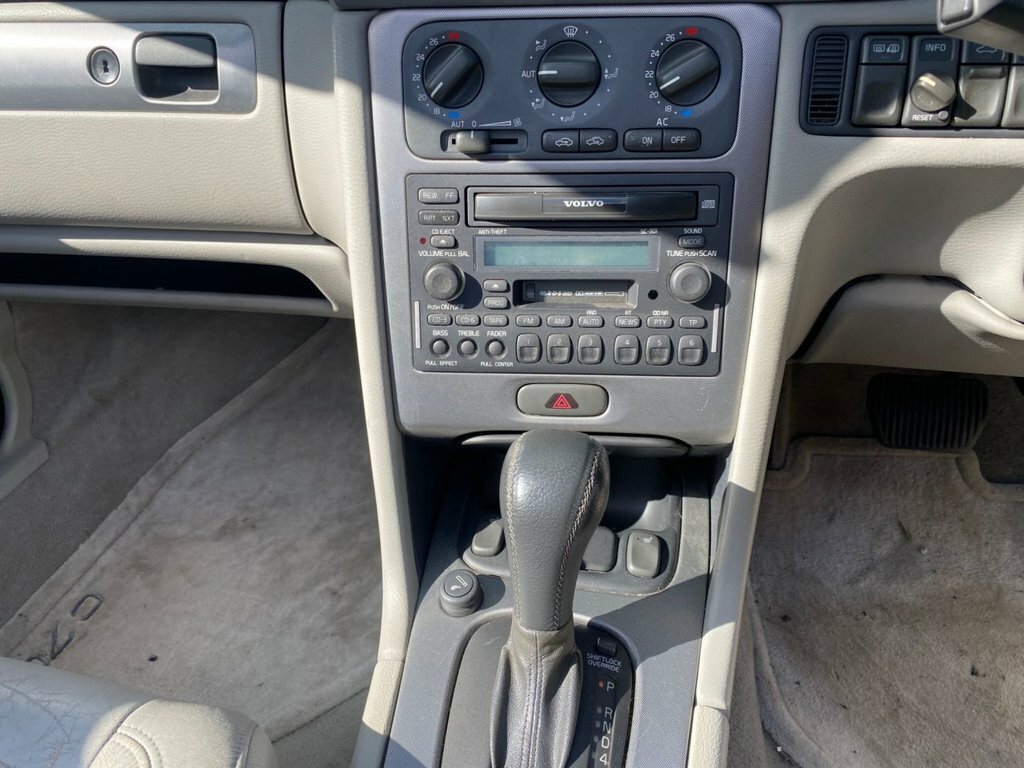 Volvo C70 2.3L 2.3 T5 Gt Blue #9