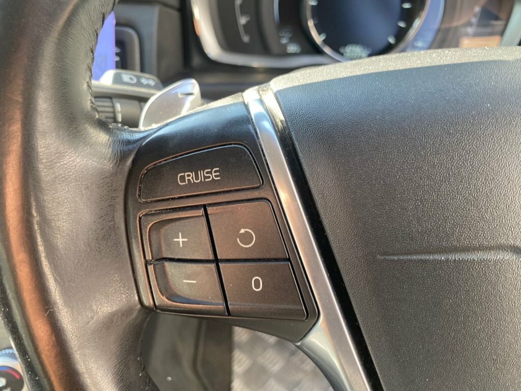 Volvo XC70 2.0 D4 Se Nav Euro 6 Ss Silver #25