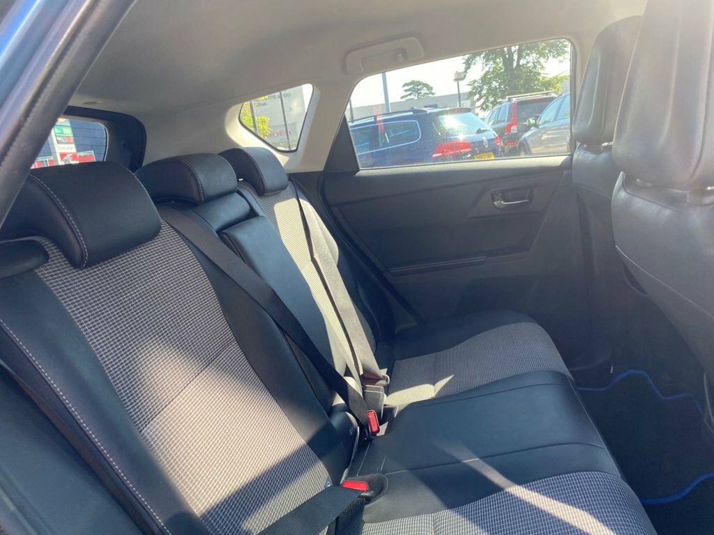 Toyota Auris 1.8L Excel Blue #6