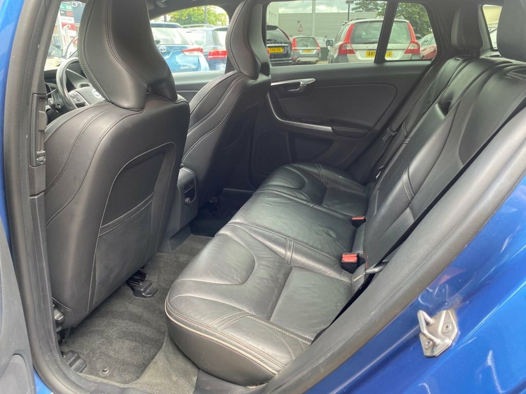 Volvo V60 D4 Inscription Blue #13