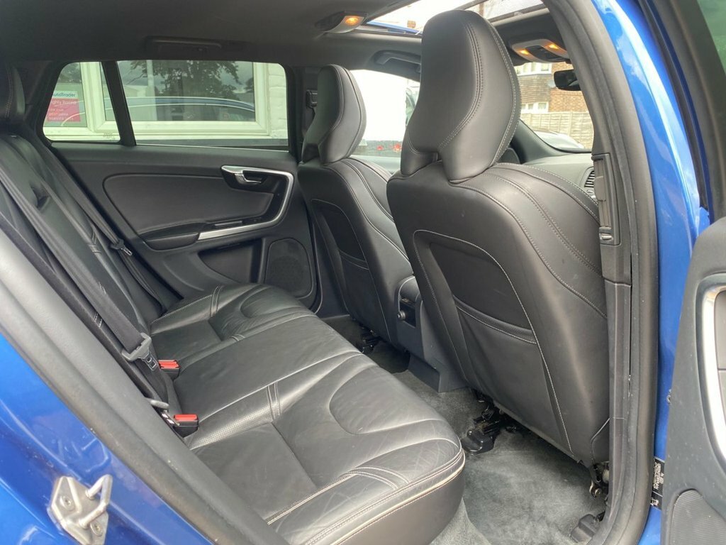 Volvo V60 D4 Inscription  #9