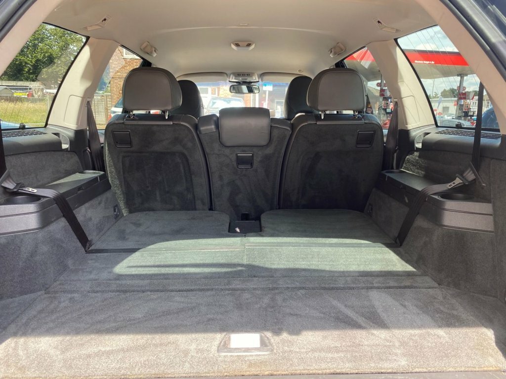 Volvo XC90  Silver #31