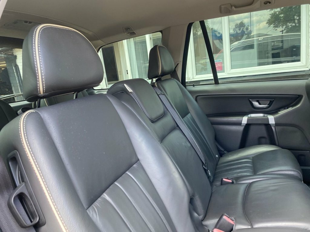 Volvo XC90  Silver #8