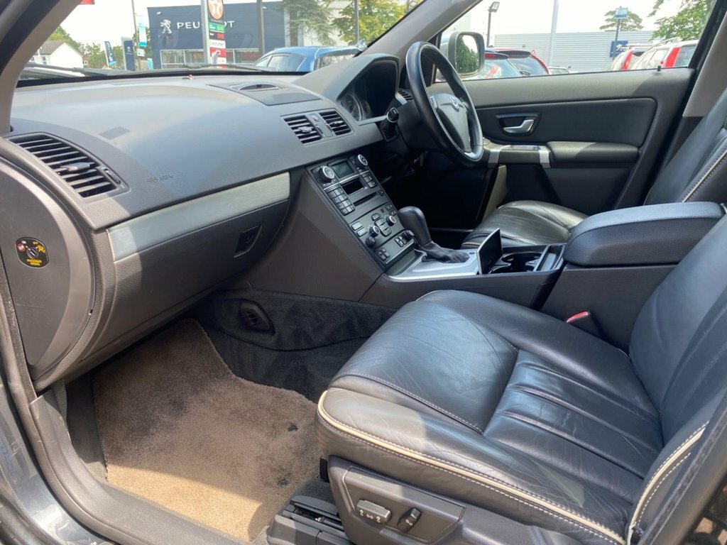 Volvo XC90  Silver #24