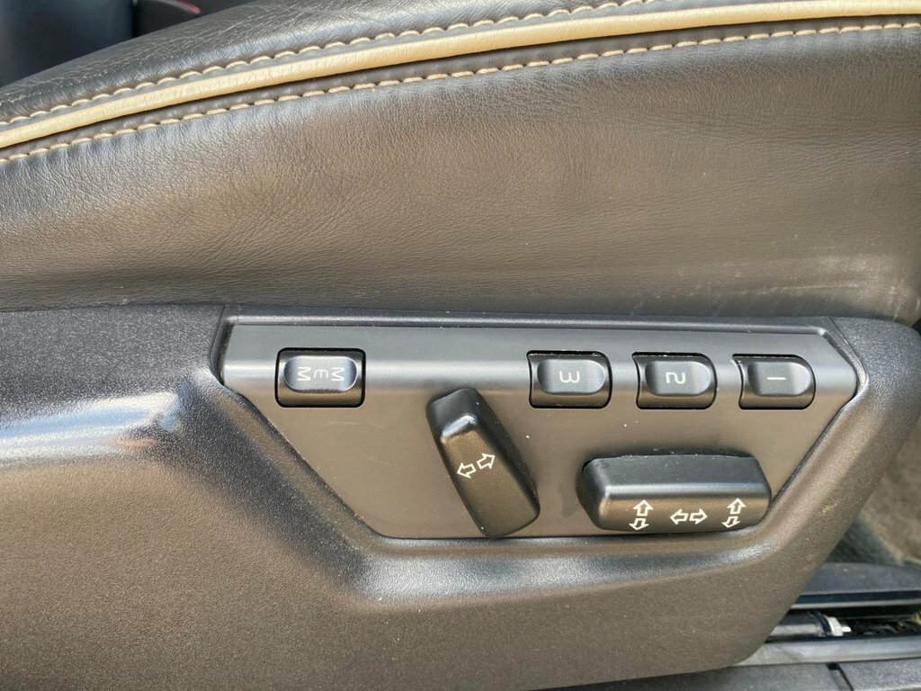 Volvo XC90  Silver #36