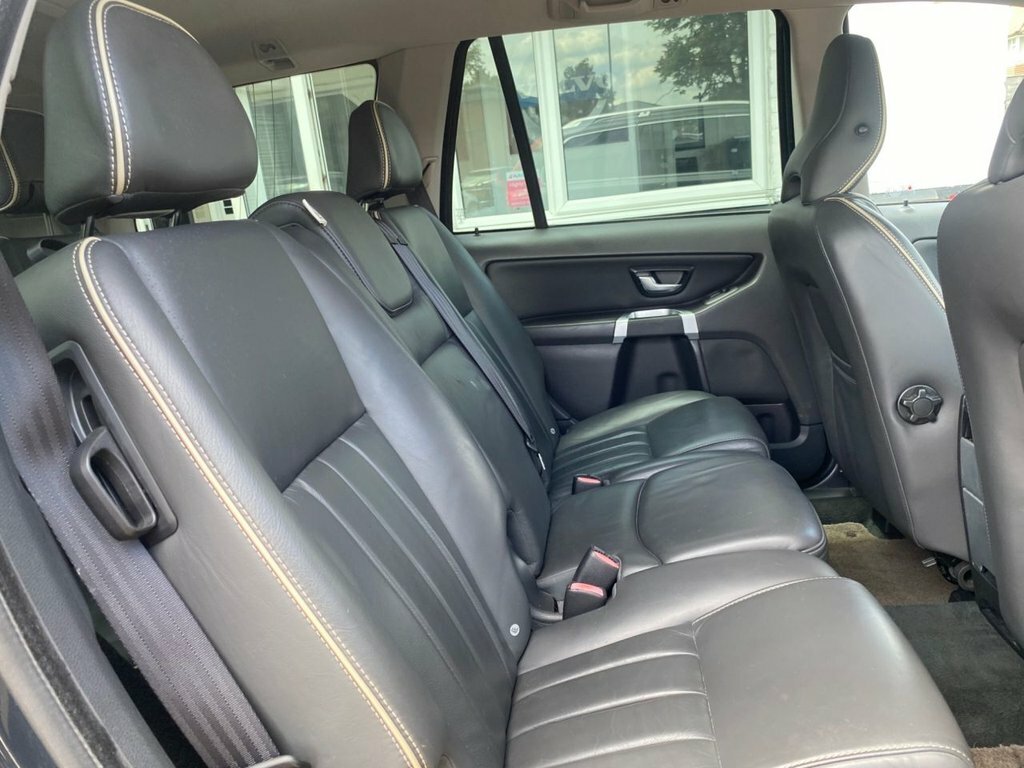 Volvo XC90  Silver #9