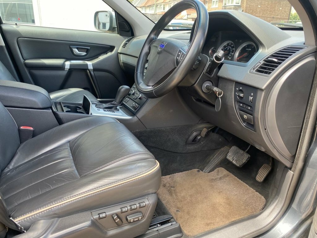 Volvo XC90  Silver #7