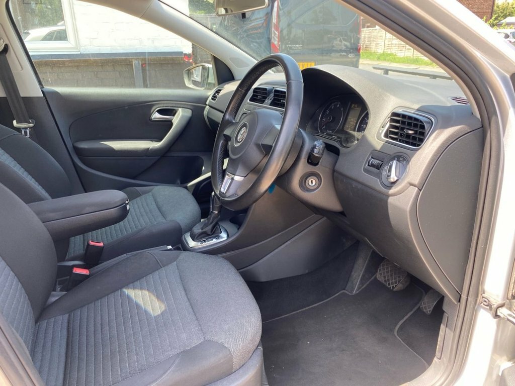 Volkswagen Polo 1.2 60 S Black #9