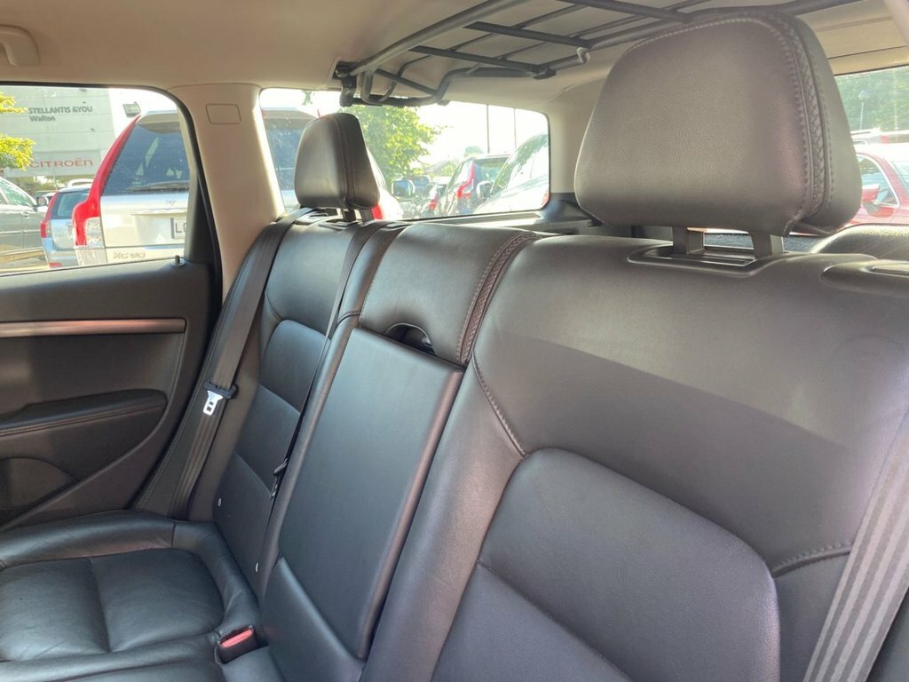 Volvo XC70 D4 Se Lux Blue #14