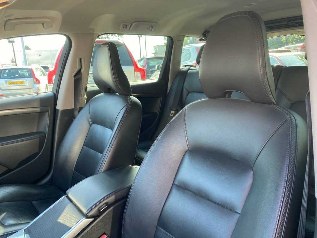 Volvo XC70 D4 Se Lux Blue #20