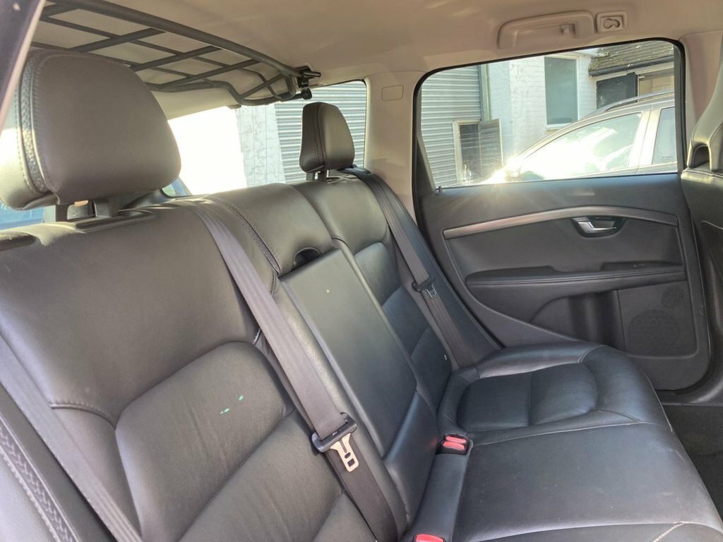 Volvo XC70 D4 Se Lux Blue #8