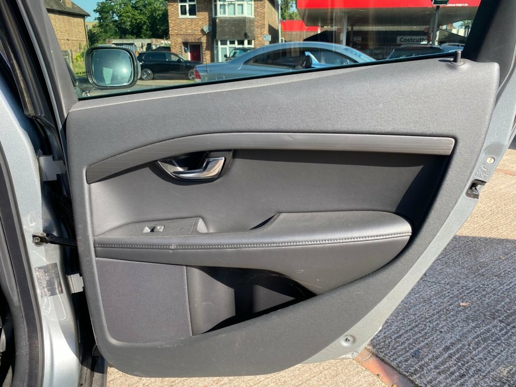 Volvo XC70 D4 Se Lux Blue #44