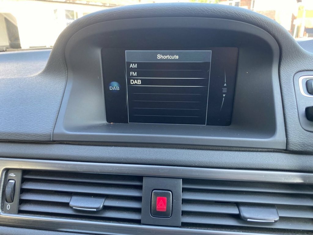 Volvo XC70 D4 Se Lux Blue #38