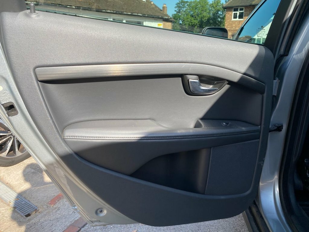 Volvo XC70 D4 Se Lux Blue #45
