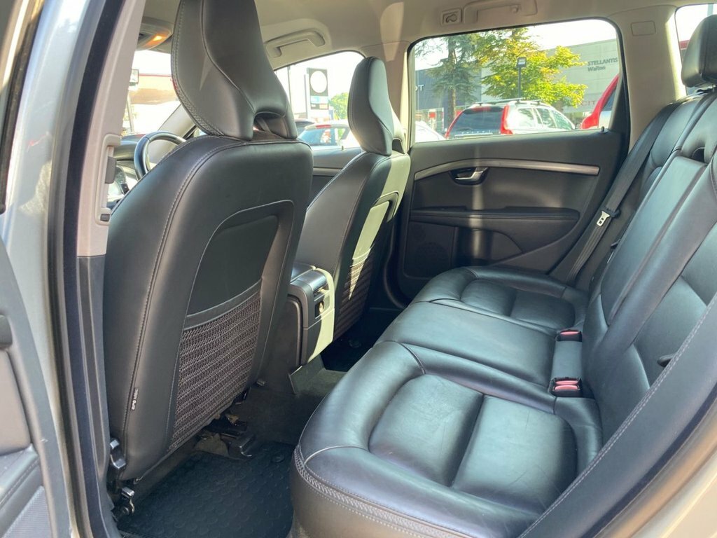 Volvo XC70 D4 Se Lux Blue #17