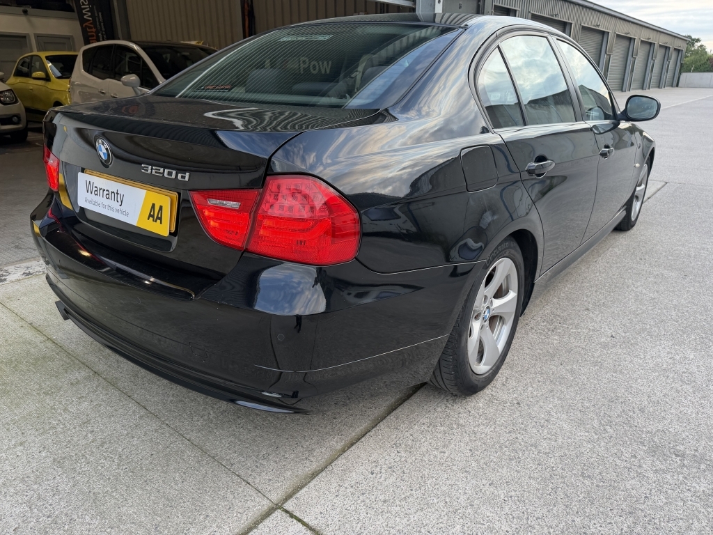 BMW 3 Series 2.0 320D Efficientdynamics  #2