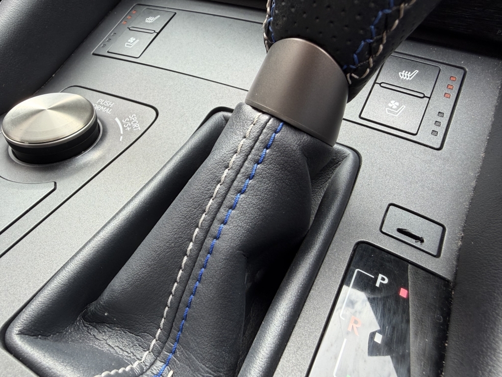 Lexus RC 300H 2.5 Luxury Cvt Silver #45