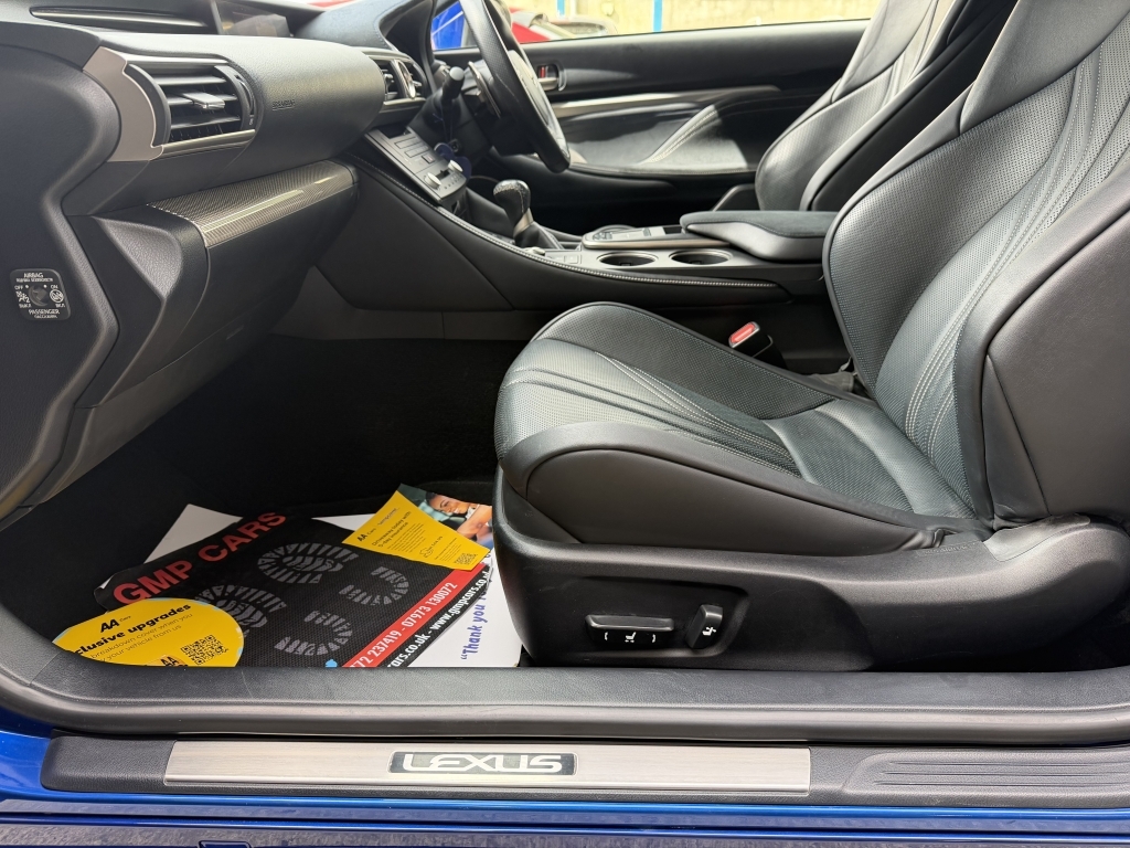 Lexus RC 300H 2.5 Luxury Cvt Silver #36