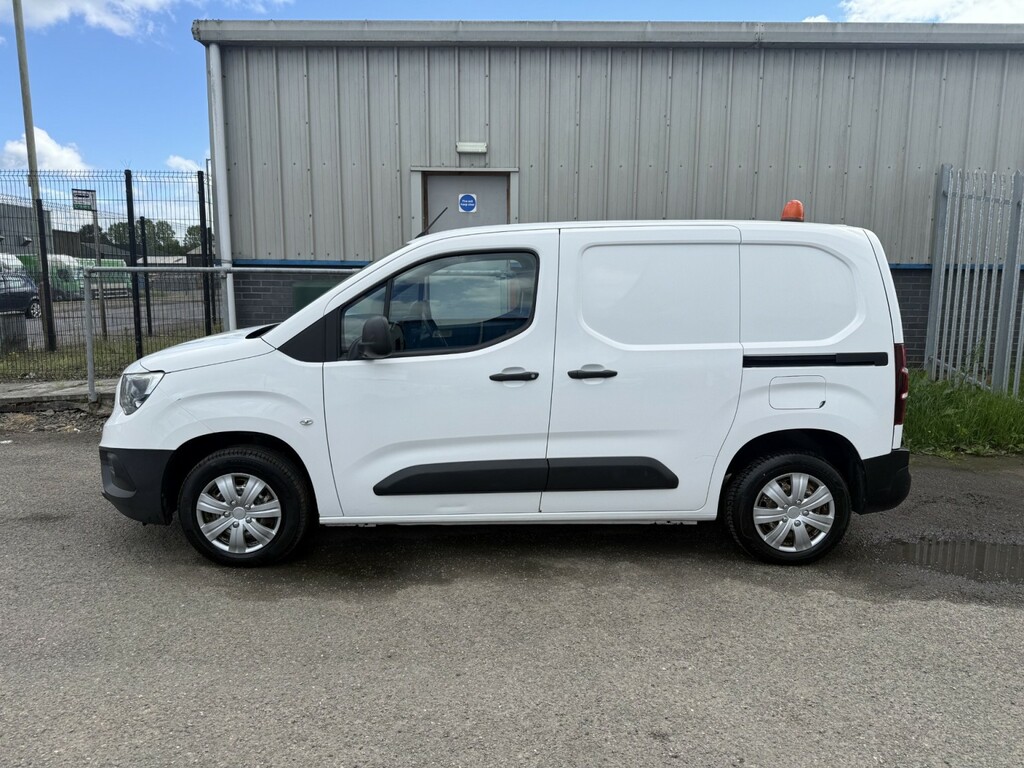Vauxhall Combo Panel Van 1.6 Turbo D 2000 Edition 2019 White #6