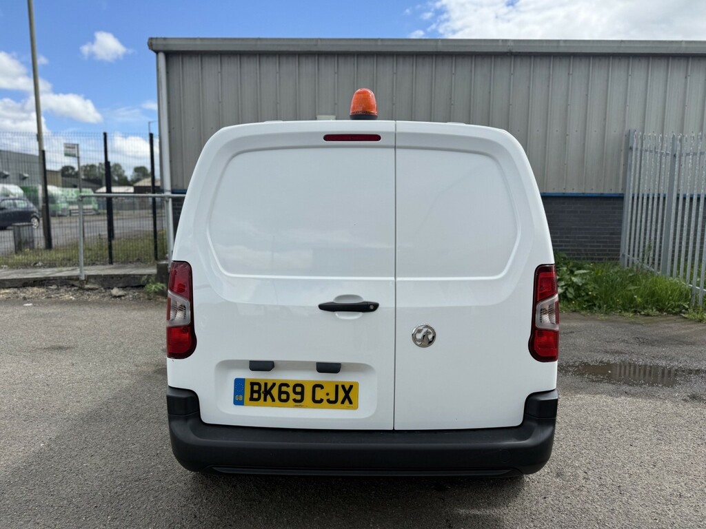 Vauxhall Combo Panel Van 1.6 Turbo D 2000 Edition 2019 White #4