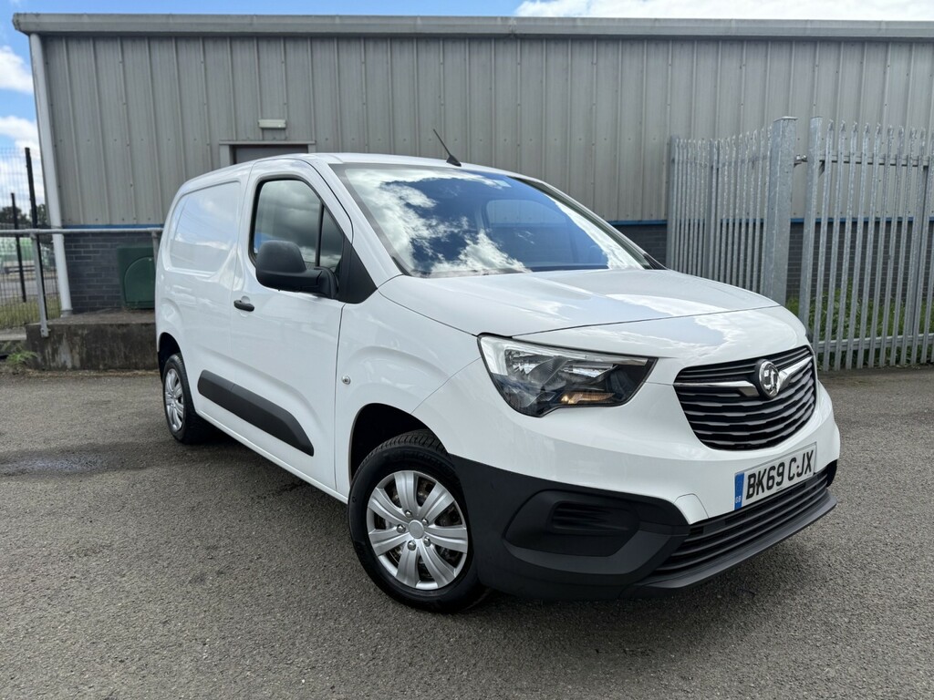 Vauxhall Combo Panel Van 1.6 Turbo D 2000 Edition 2019 White