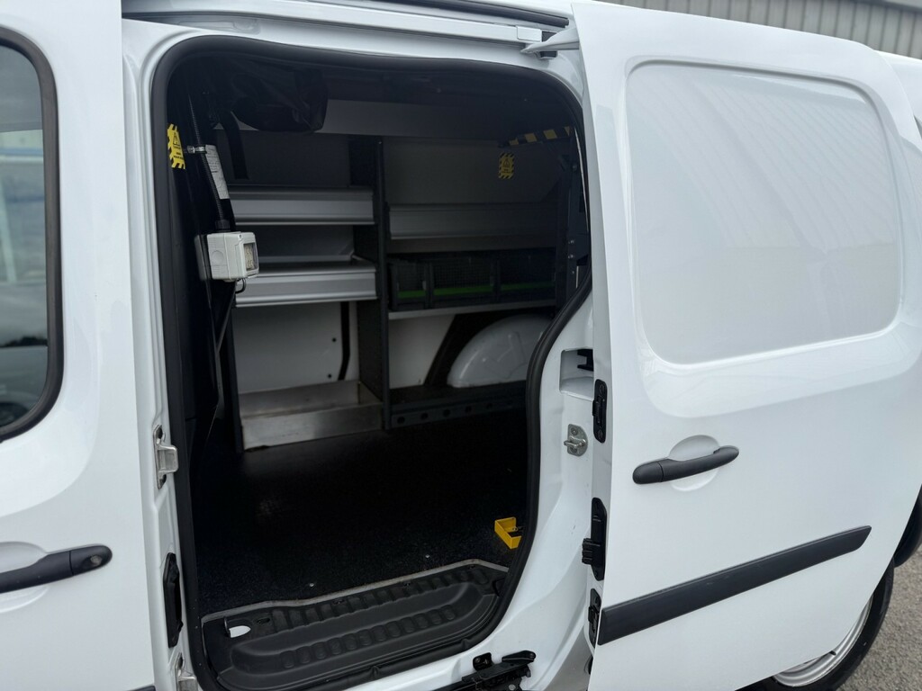 Renault Kangoo Maxi Maxi 0.0 I Ll21 Business Plus 59 Bhp White #10
