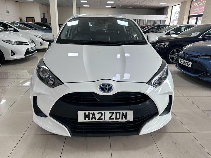 Toyota Yaris 1.5 Vvt-h Icon E-cvt Euro 6 Ss MA21ZDN White
